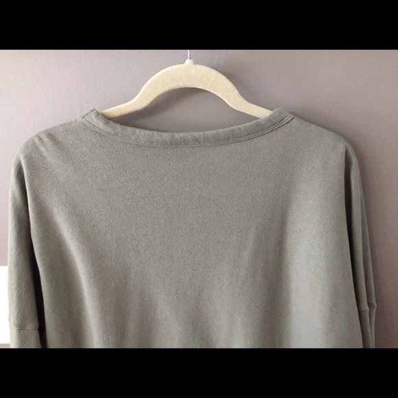 VS PINK Nation Long Sleeve Mesh V Neck Crew M - Picture 7 of 10